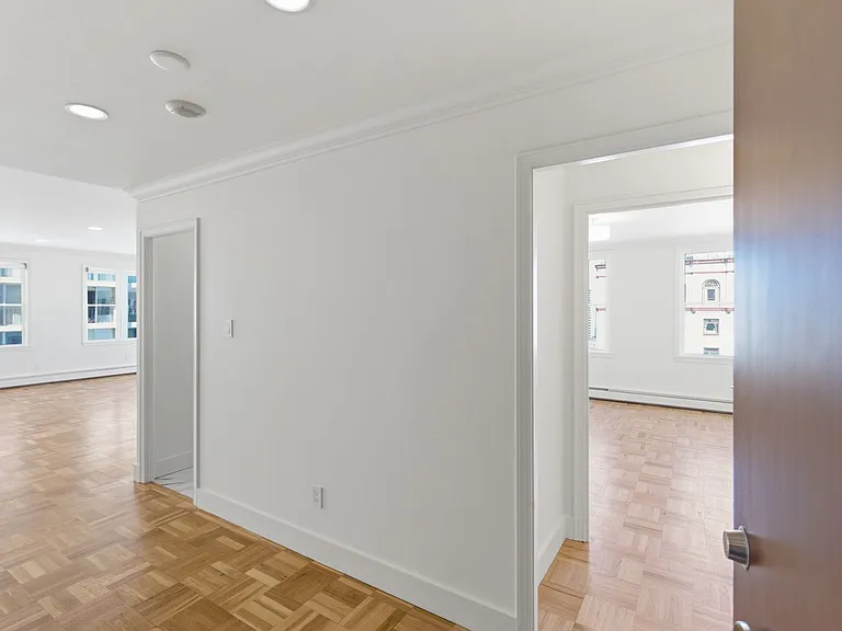 1310 Jones Street — Photo 35
