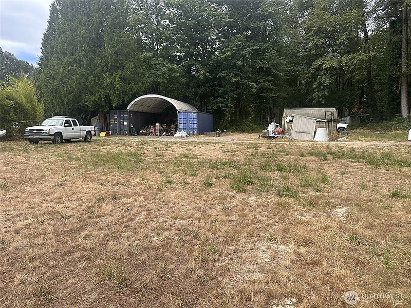 5th image of 15406 SE Jones Road