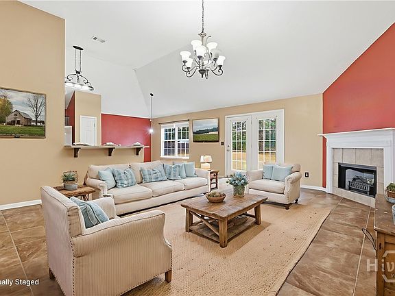 2nd image of 35 Farmers Circle