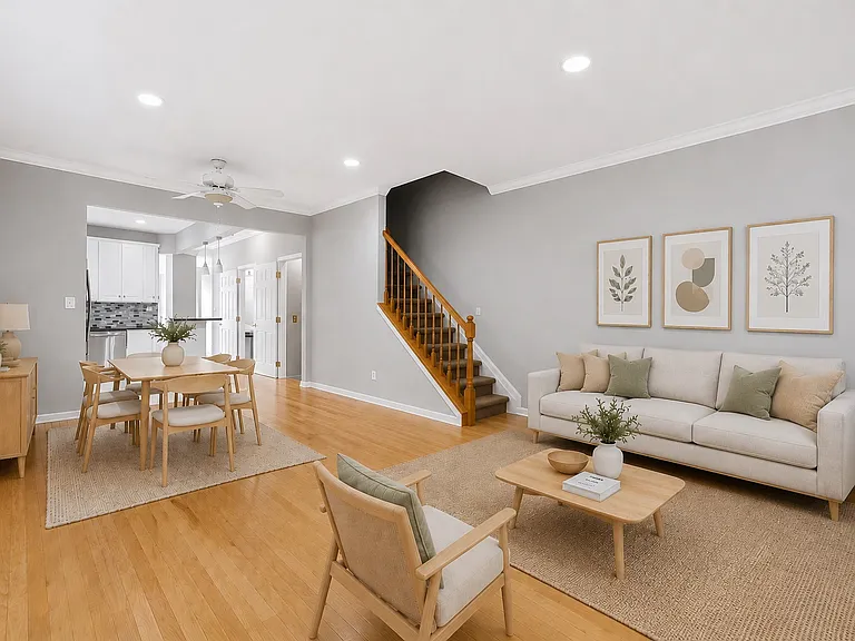 334 Wilshire Dr — Photo 4