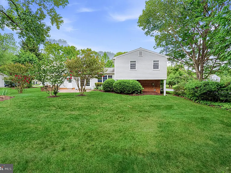 1432 Filene Ct — Photo 37