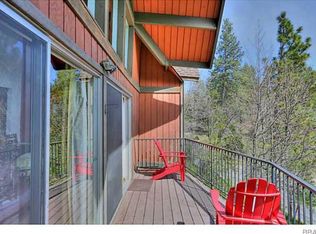 37 966th Willow, Lake Arrowhead, CA 92352