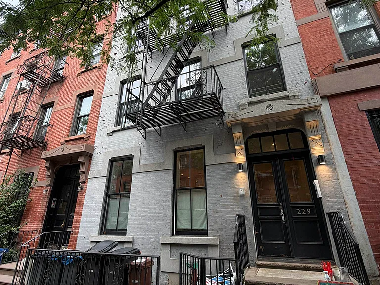 229 Sackett St #1 — Photo 29
