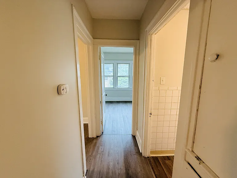 9302 Rosewood Ave — Photo 6