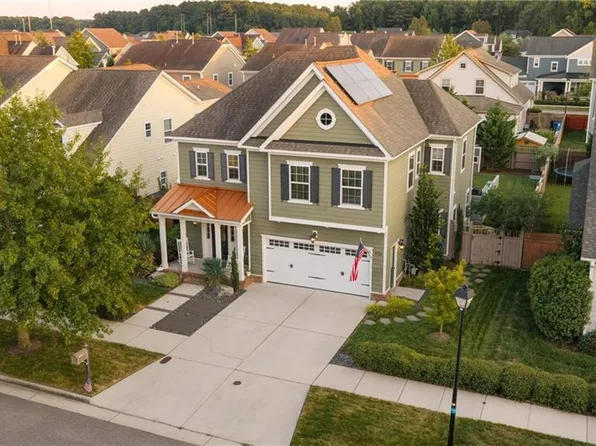 2072 Grandon Loop Rd, Virginia Beach, VA 23456