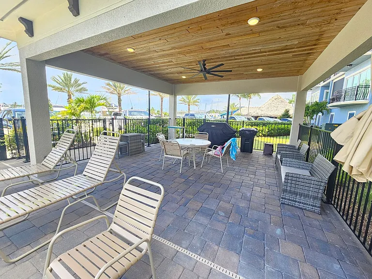 503 N Tamiami Trl #301 — Photo 59