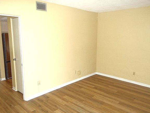 4th image of 2462 Brazilia Dr APT 40