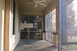 2960 Pierpont Ave — Photo 15
