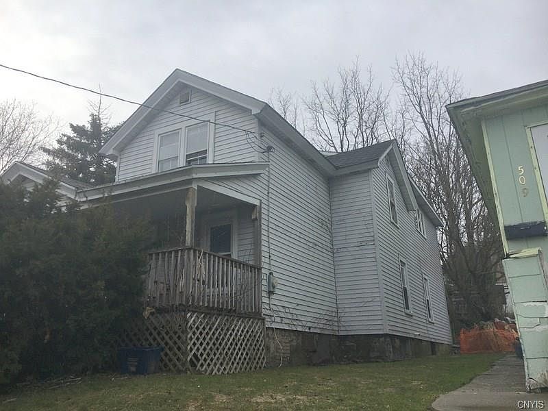 2nd image of 507 2nd St