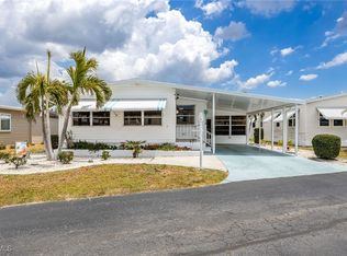 101 Elise Dr, Fort Myers, FL 33908