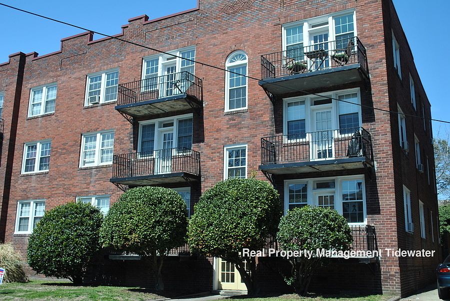 1st image of 832 Brandon Ave APT B3