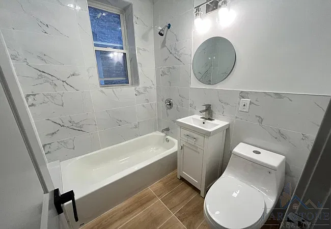 2 bed, 800 sqft, $2,200 — Photo 3