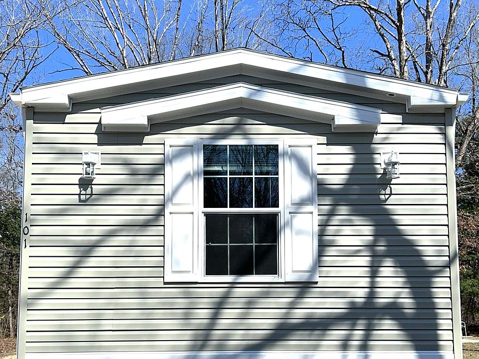 Exterior Image