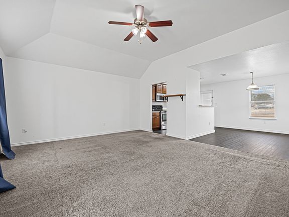 2nd image of 2624 Saulsbury Dr