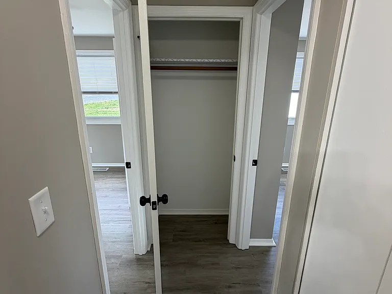 2504 Campbell Dr — Photo 21