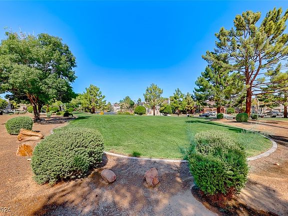 4th image of 1612 Aspen Meadows Dr Unit 0
