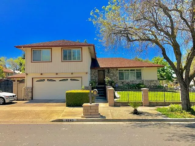 1243 Clayton Rd photo 1
