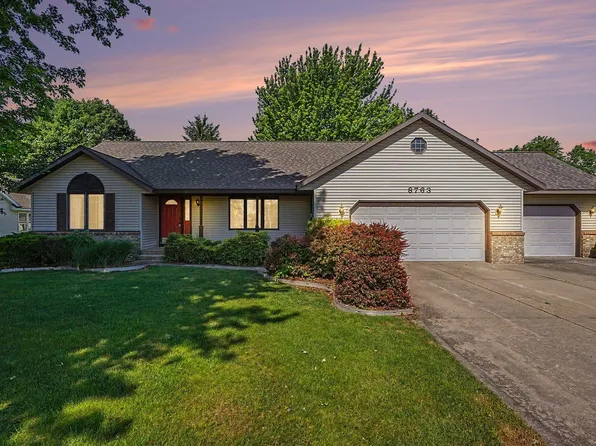 8763 Astro Dr, Jenison, MI 49428