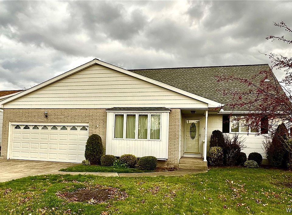 1st image of 73 Fairoaks Ln