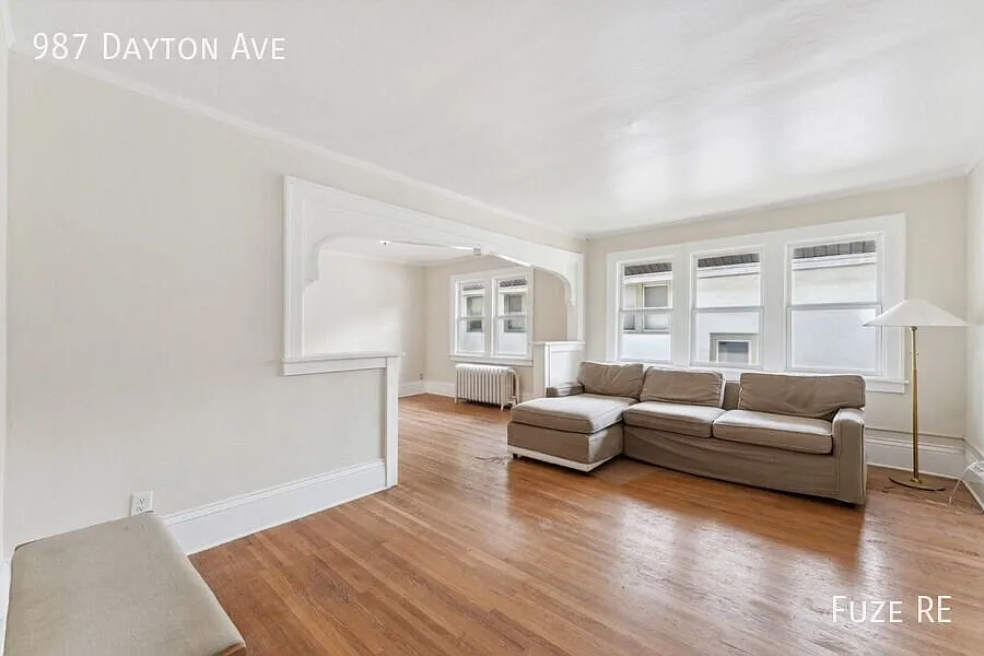 Beautifully Updated 3-Bedroom in St. Paul Available Now! — Photo 4