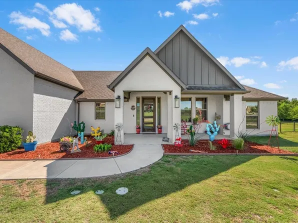 250 Odell Rd, Springtown, TX 76082