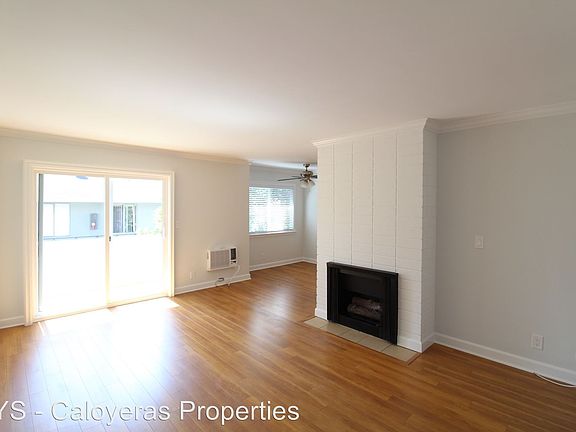 2nd image of 1555 Brockton Ave APT 6