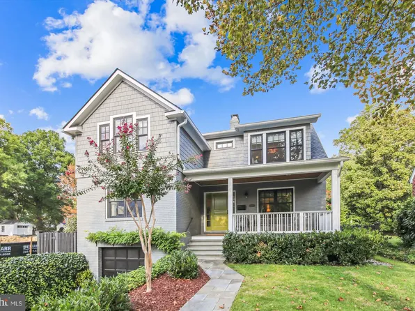 2433 Ridge Road Dr, Alexandria, VA 22302