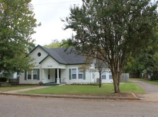 209 S Beech St, Winnsboro, TX 75494