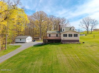 307 Sleek Rd, New Paris, PA 15554