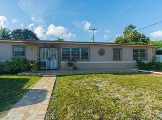 774 W 40th Pl, Hialeah, FL 33012