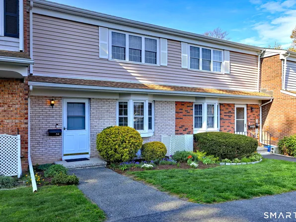 52 Salem Walk #52, Milford, CT 06460