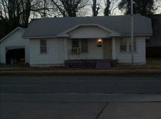 419 Sunset Dr, El Reno, OK 73036