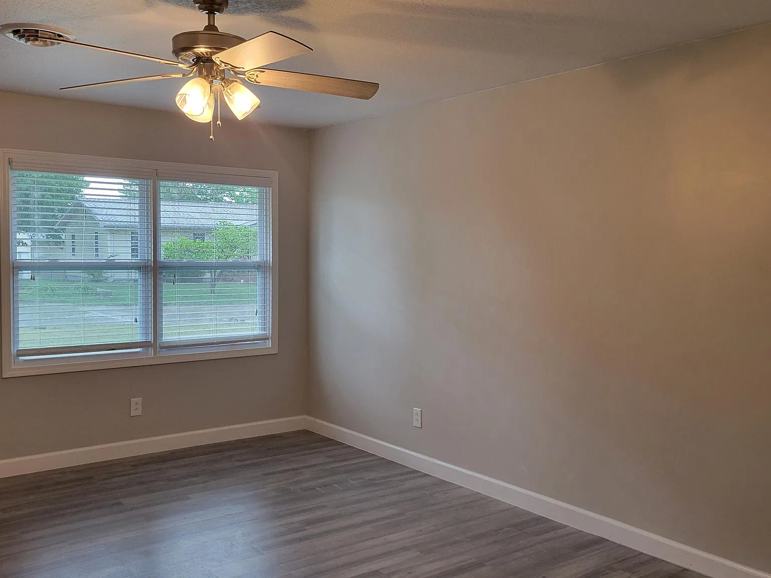 2 bed, 800 sqft, $825 — Photo 3