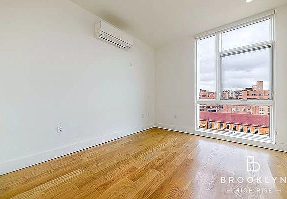 5th image of 530 Midwood St APT 3H