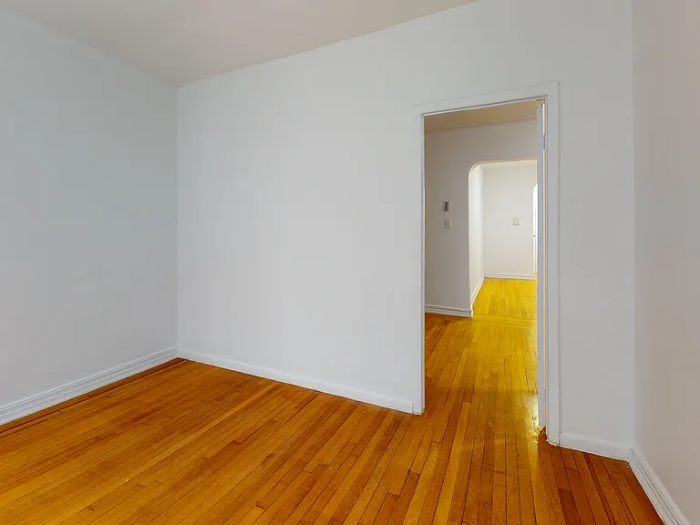40-66 Ithaca St #2B — Photo 6
