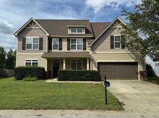 821 New Charleston Dr, Fuquay Varina, NC 27526