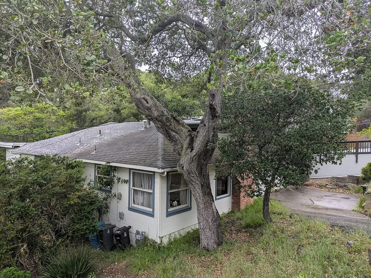 Building Photo - 2023 Arbor Ave