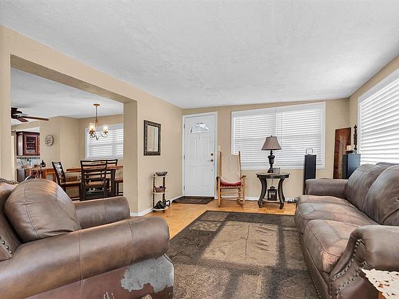 3rd image of 3227 48TH AVENUE N