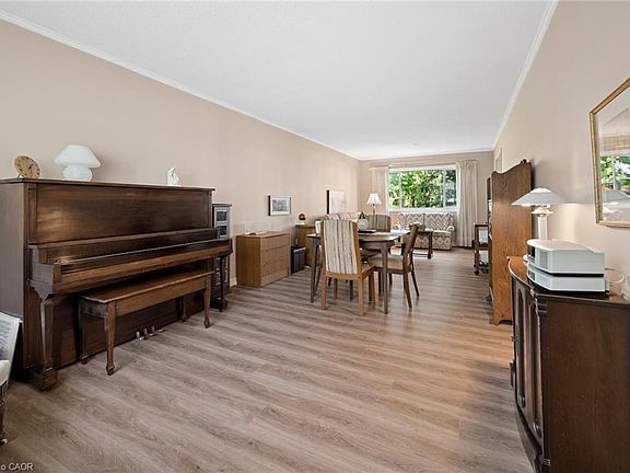 4th image of 30 Green Valley Dr #114