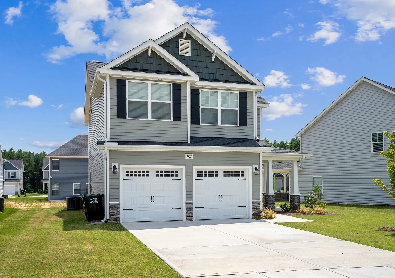 4 bed, 2.5 bath, 1883 sqft, $1,950 — Photo 4