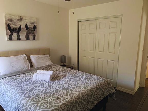 Spacious 3BR Home with 2 Baths, Full Kitchen & Outdoor Space.
