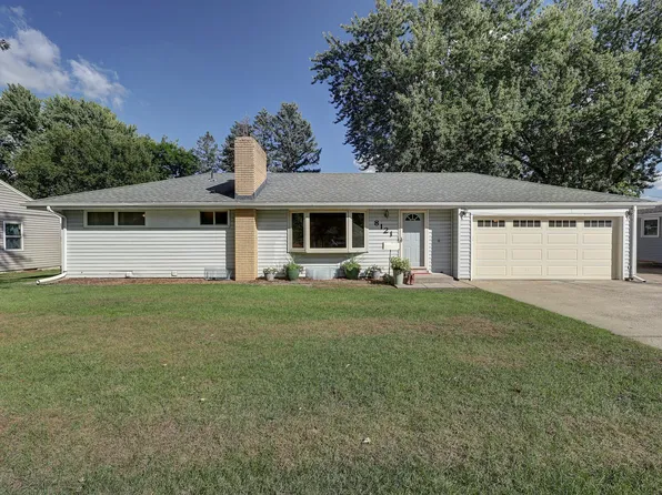 8121 5th Ave S, Bloomington, MN 55420