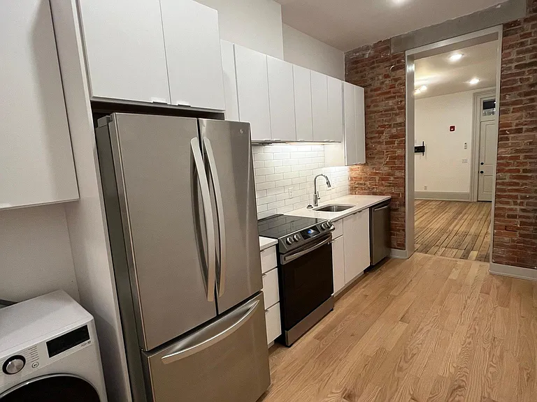 1745 Republic St #6 — Photo 5