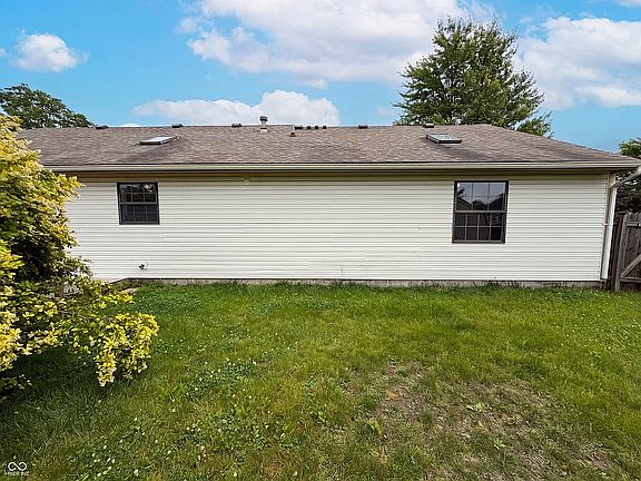 3rd image of 5966 Honeywell Dr