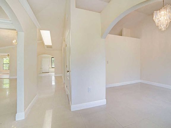4th image of 7531 Windover Way