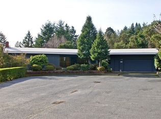 1400 SW 171st Pl, Normandy Park, WA 98166