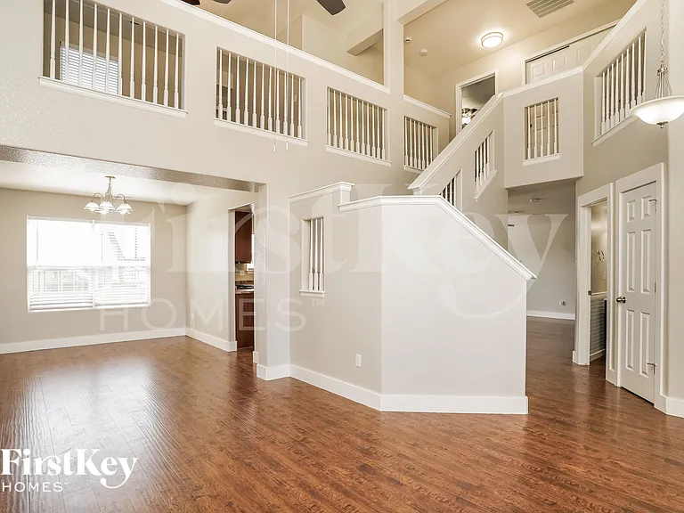 6983 Sierra Meadows Dr — Photo 3