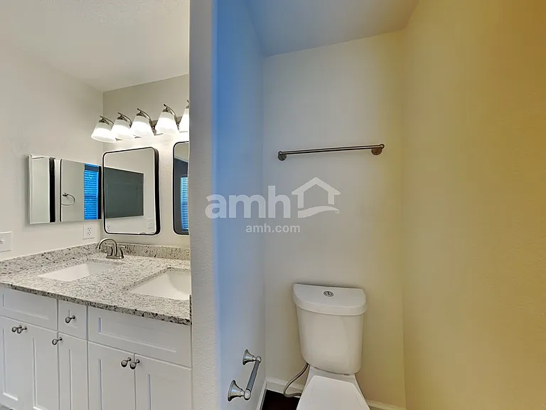 8444 Sunbow Ct — Photo 10