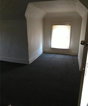 4th image of 3230 Independence Ave