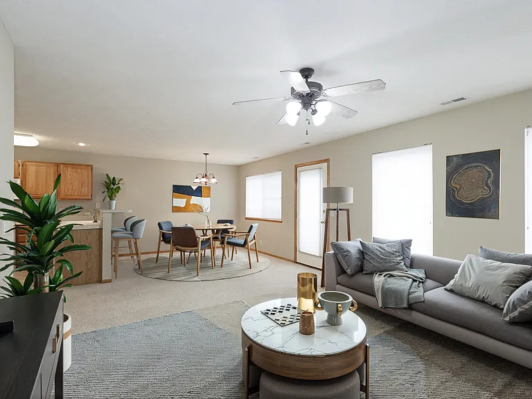 6907 Naples Dr — Photo 4